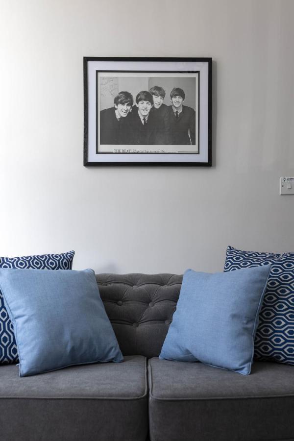 Modern & Stylish Home At The Corner Of Famous Penny Lane In 利物浦 外观 照片
